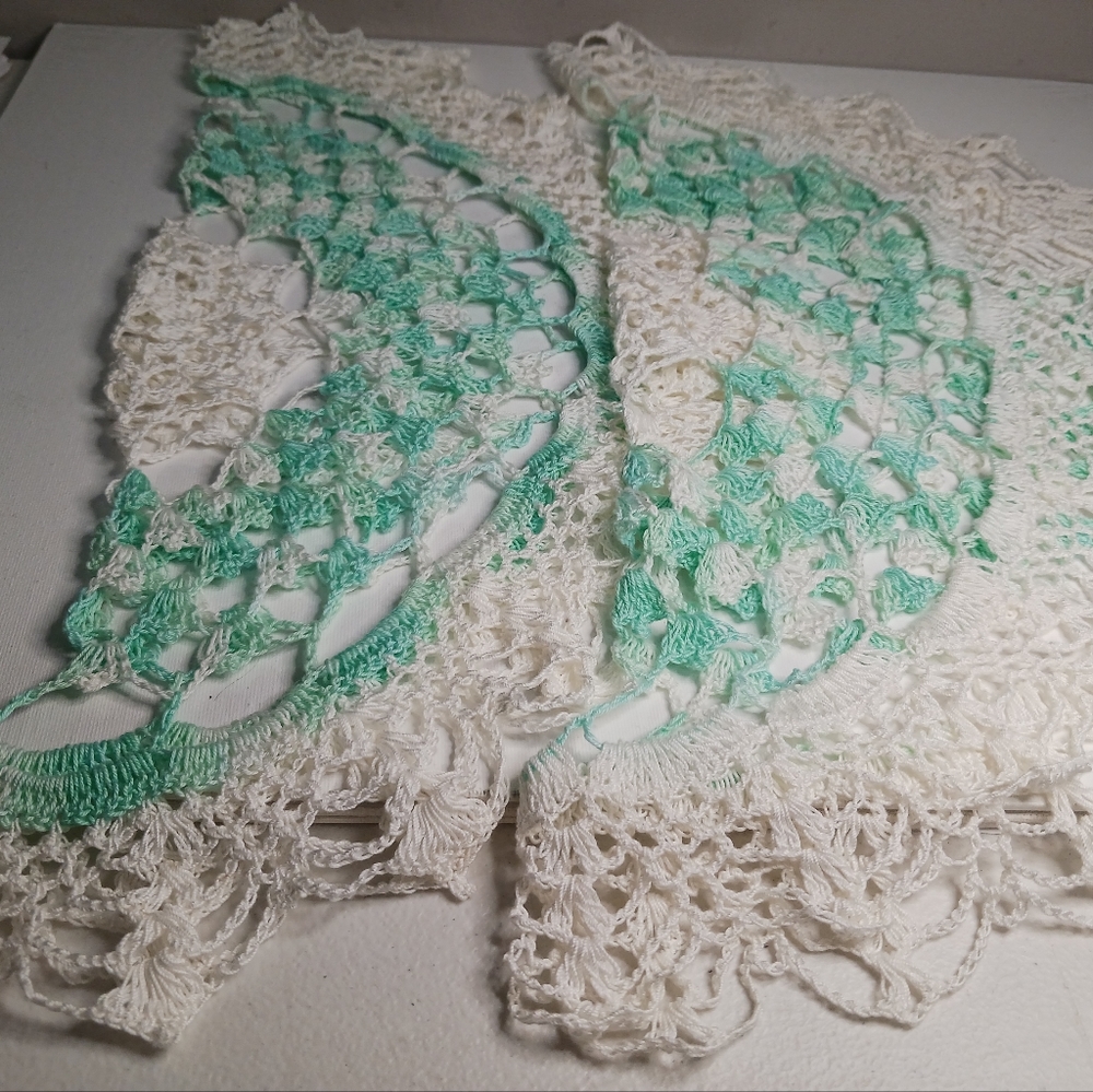 Vintage hand crochet dolls, set of two, 18 in diameter, color white and green,